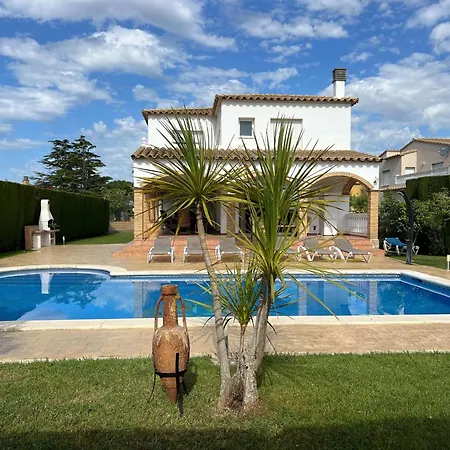 Belvilla By Oyo Nautic Parc 9 Sant Pere Pescador